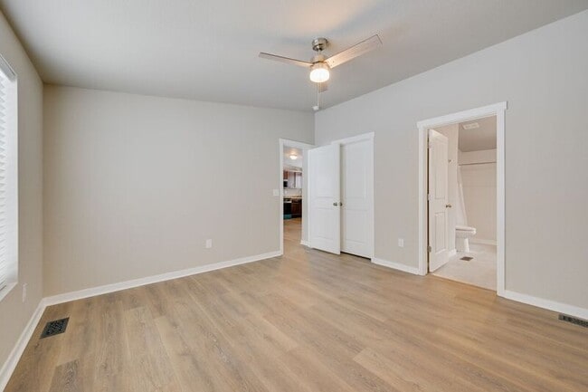 Building Photo - 1512 Tweed St