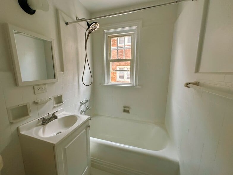 Bathroom - 42 Center St