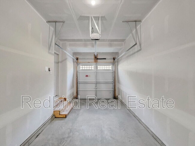 Building Photo - 1089 Mountain Vw Dr