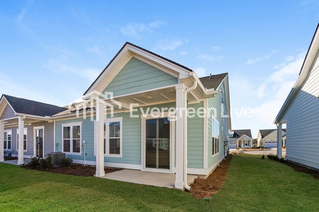 Building Photo - 130 Bloomsbury St