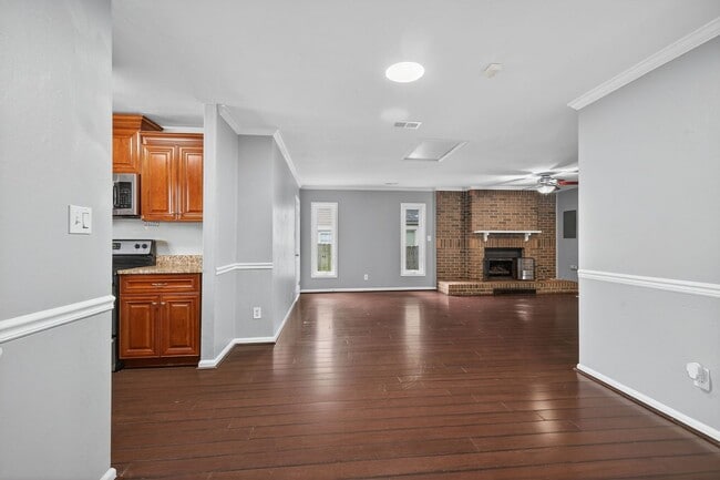 Building Photo - 3544 Good Hope Rd