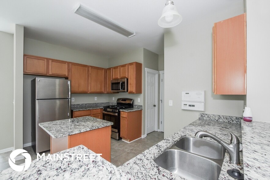 Building Photo - 5607 Falls Ridge Ln