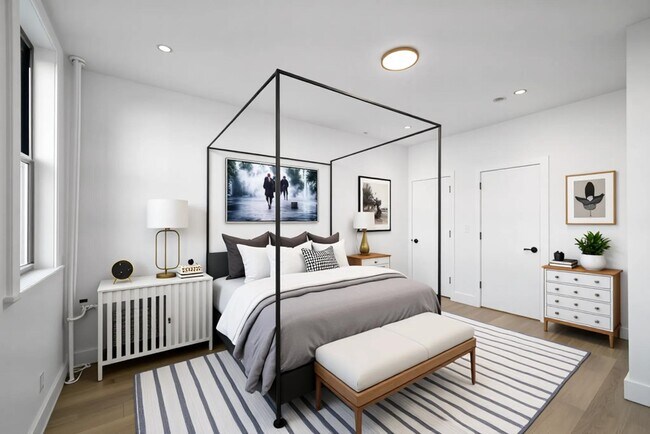 Building Photo - 216 Madison St