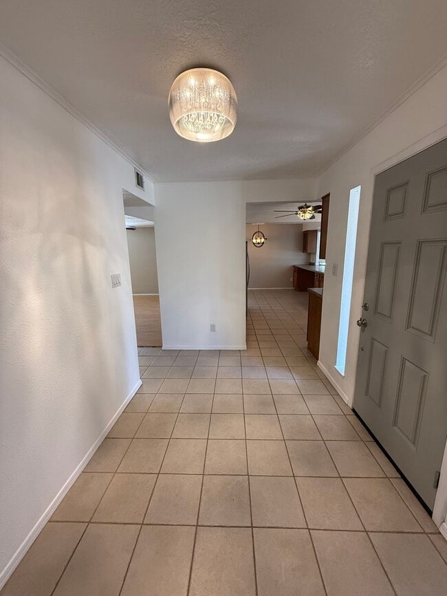 Building Photo - Charming 3-bedroom, 2-bath home in Las Cruces