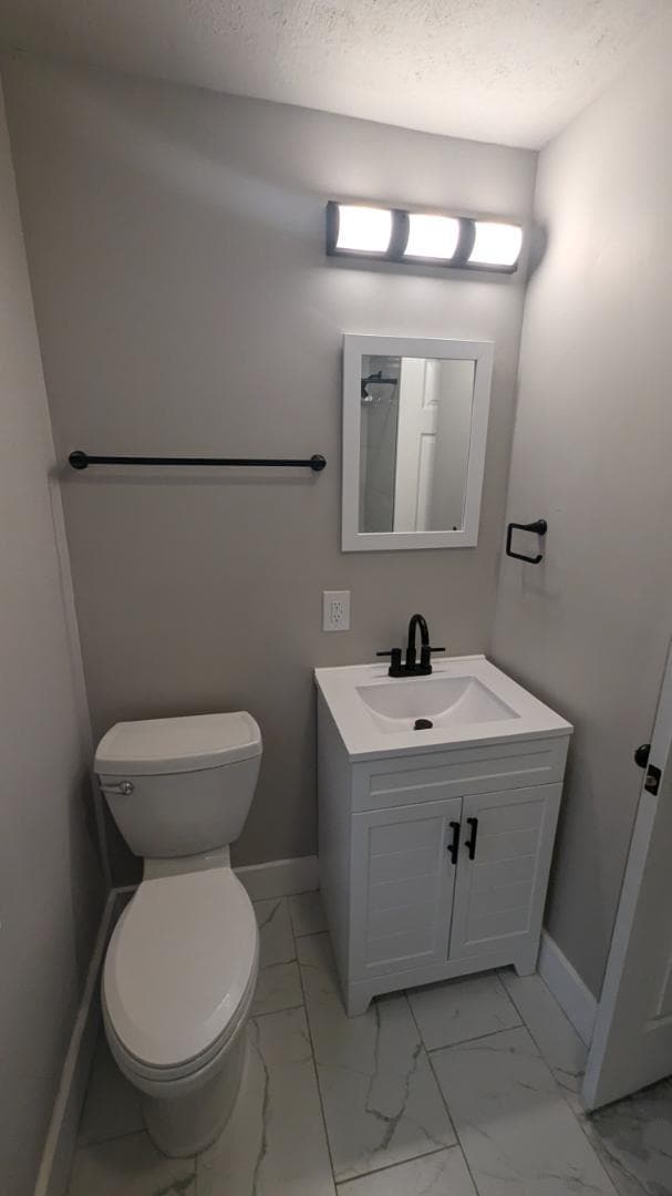 Building Photo - 1109 Cedar St