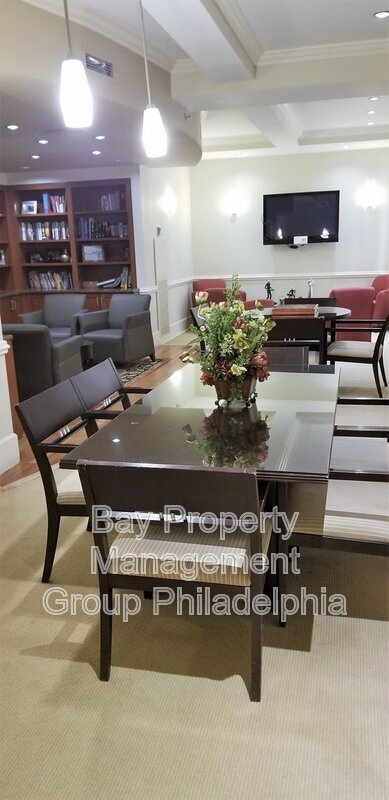 Building Photo - 1500 Chestnut St