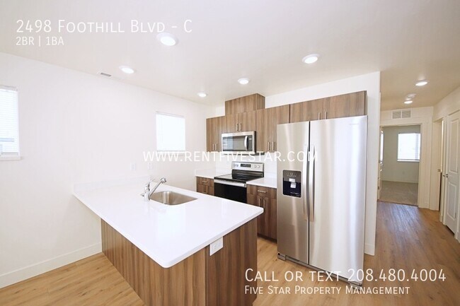 Building Photo - 2498 Foothill Blvd