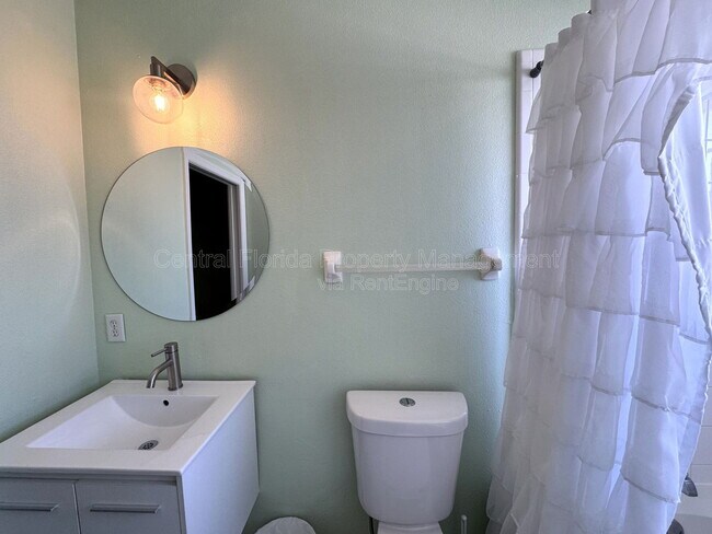 Building Photo - 7962 Golden Pond Ct