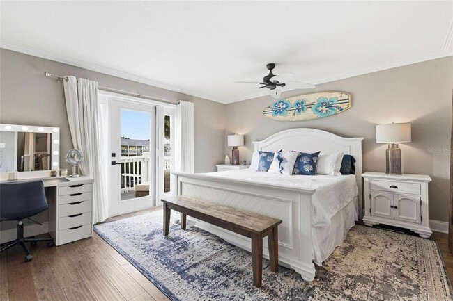 Building Photo - 4751 Coquina Key Dr SE