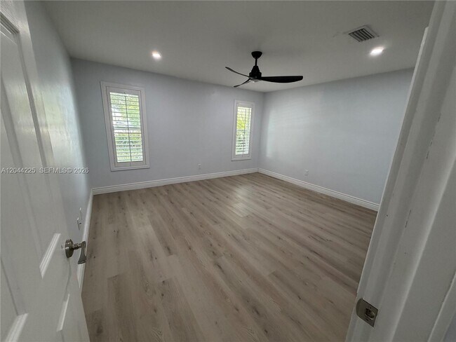 Building Photo - 4348 S Atlantic Cir