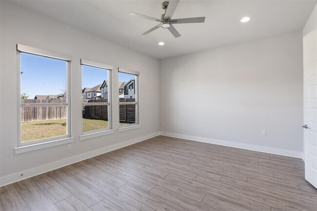 Building Photo - 9820 Grapevine Leaf Dr