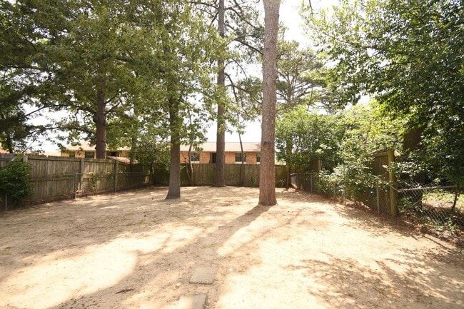 Building Photo - Economical 2 Bedroom Duplex in South Tyler-Lawn Care Included!