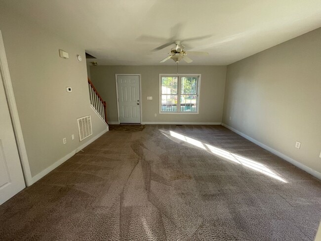 Building Photo - Two Story Home