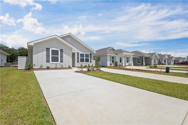 Building Photo - 1172 Sweet Laurel St