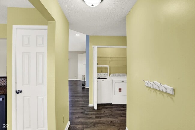 Building Photo - 10730 Pimlico Cir