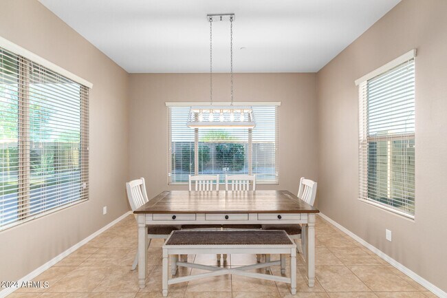 Building Photo - 14549 S 178th Dr