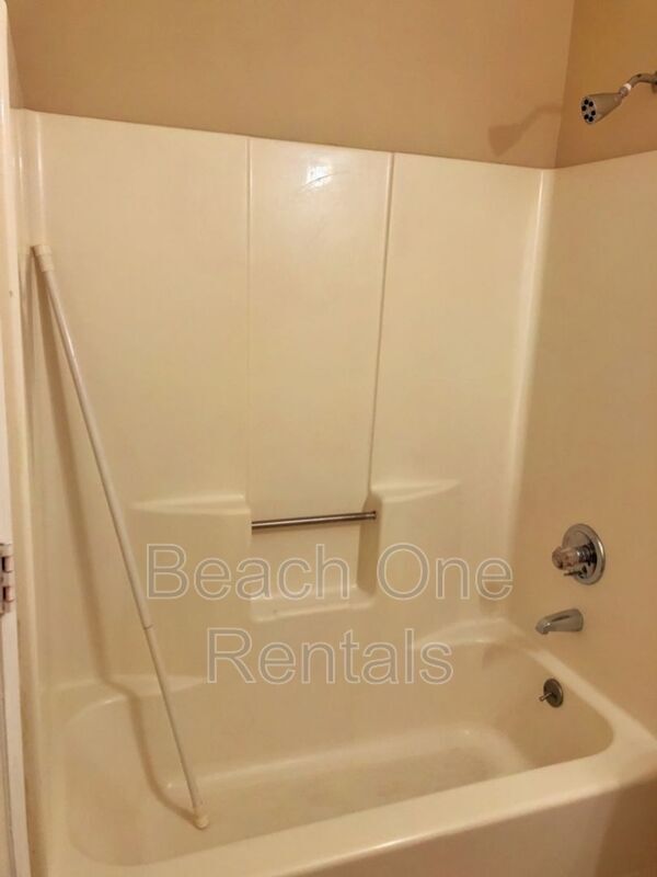 Building Photo - 213 William Bradford Pl