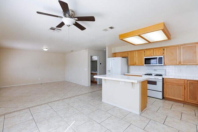 Building Photo - Las Vegas Pool Home Near Nellis AFB – 3 Bed / 2.5 Bath