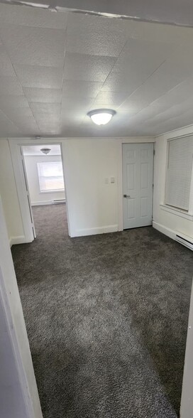 Building Photo - 197 Roosevelt St