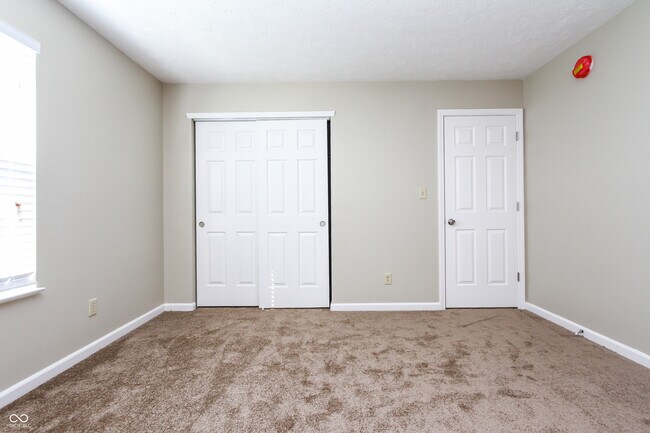 Building Photo - 3102 Salamonie Dr