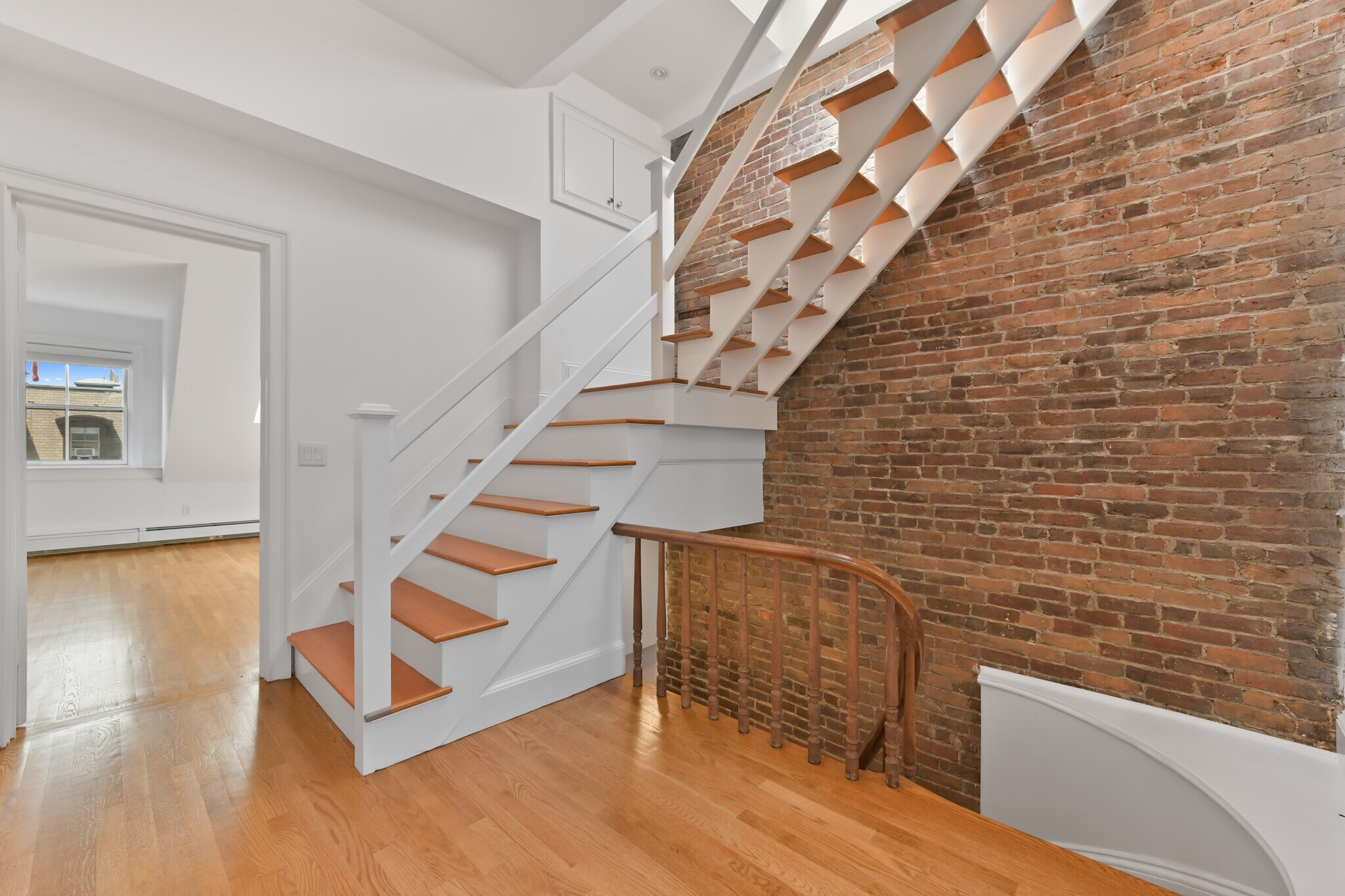 Building Photo - 71 Rutland St