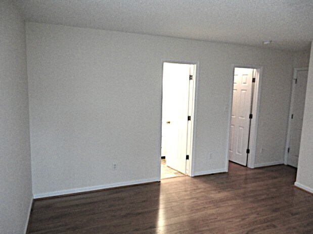 Building Photo - 4705 Silverdene St