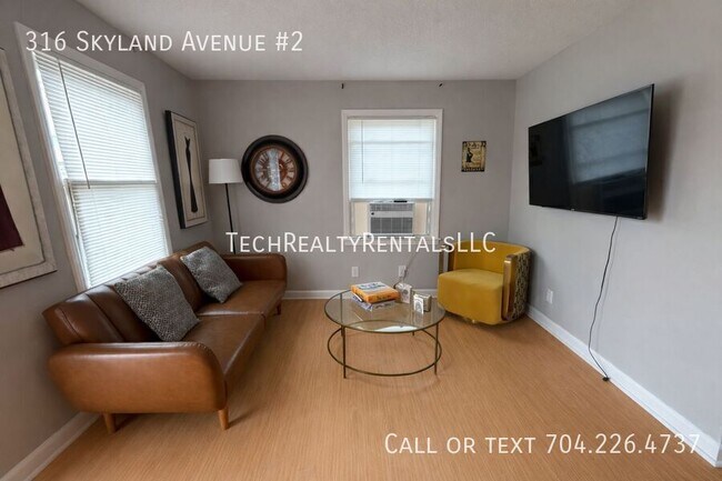 Building Photo - 316 Skyland Ave