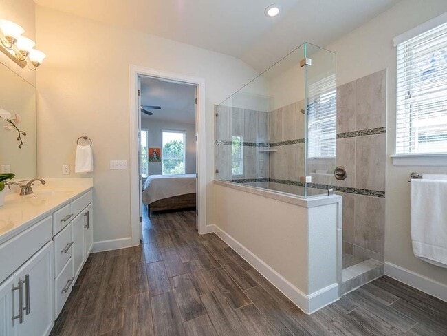 Building Photo - 14900 Via Del Corso Dr