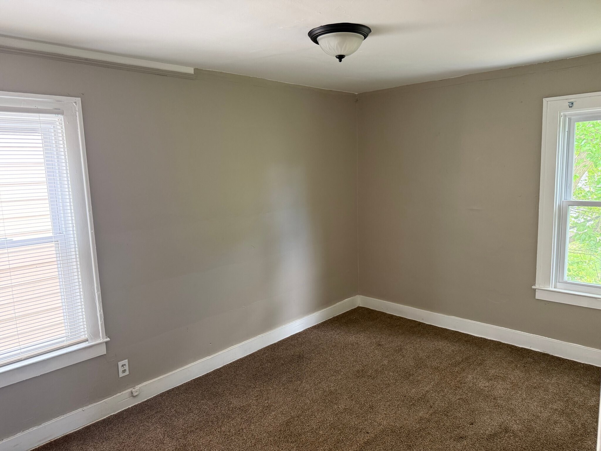 Building Photo - 16728 Woodingham Dr