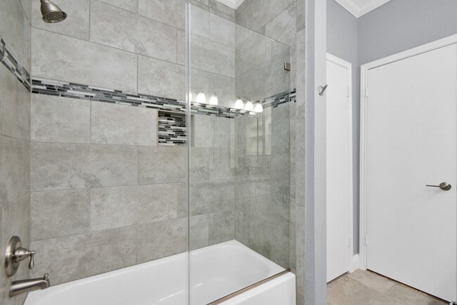 Building Photo - 3292 Holly Hall St