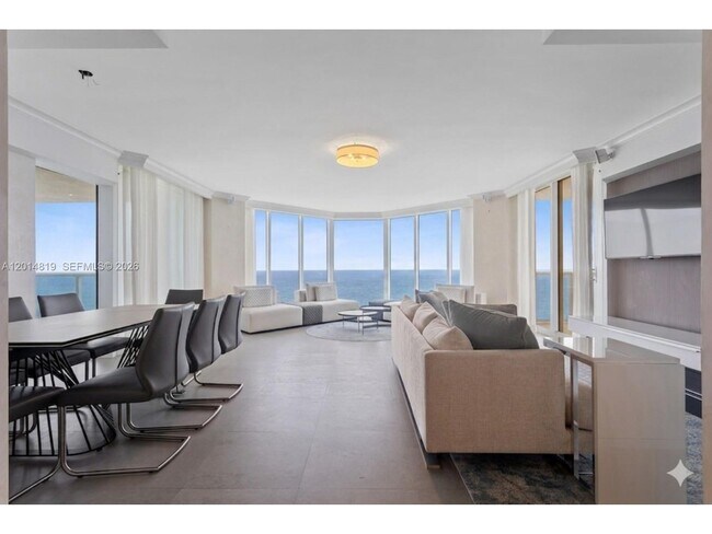 Building Photo - 19111 Collins Ave