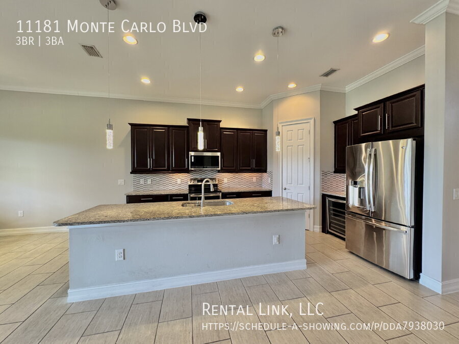 Building Photo - 11181 Monte Carlo Boulevard