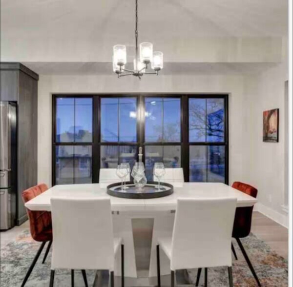 Dining - 1013 Park Ave