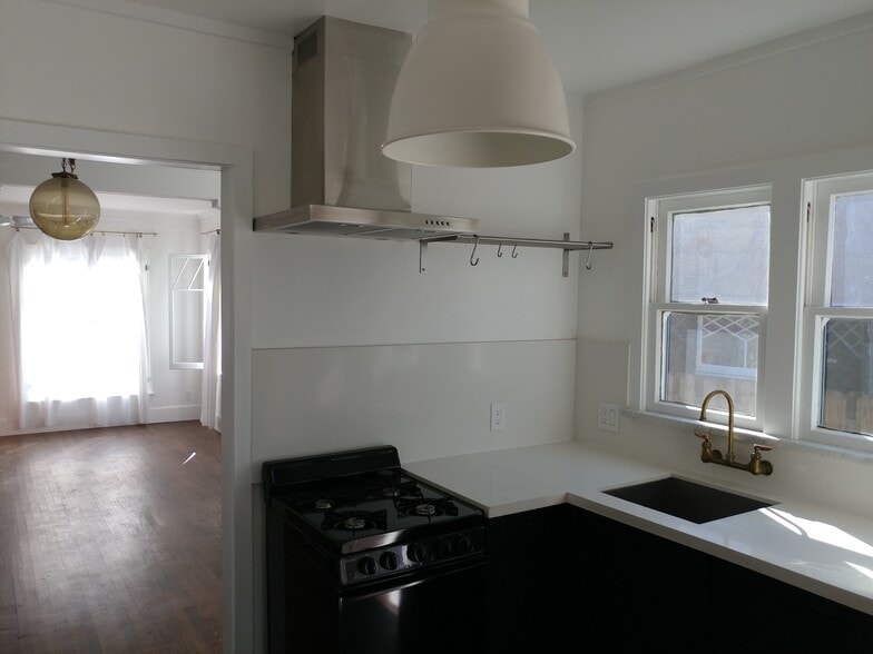 Building Photo - 4517 Gilbert Pl