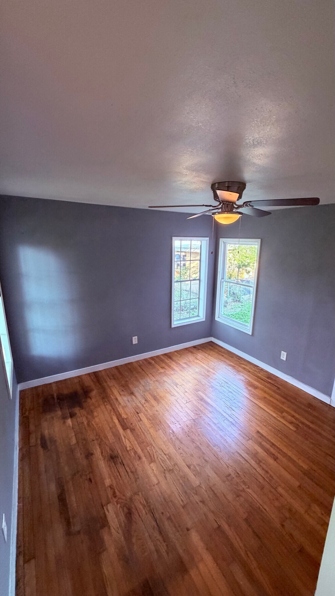 Building Photo - 311 Glamis Ave