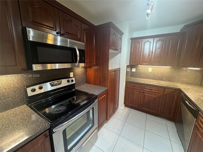 Building Photo - 29523 SW 144th Ct