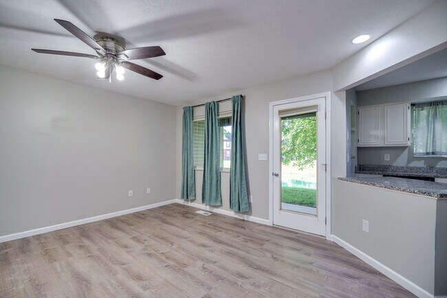 Building Photo - 1540 Spinnaker Way
