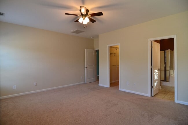 Building Photo - 242 Hawkins Creek Rd