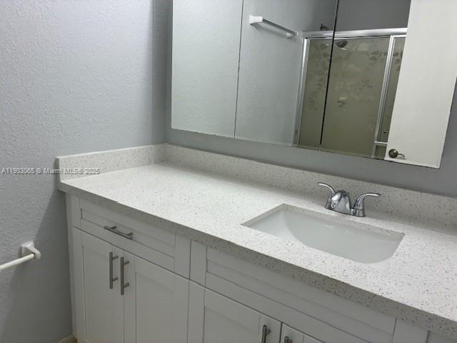 Building Photo - 10360 W Cypress Ct