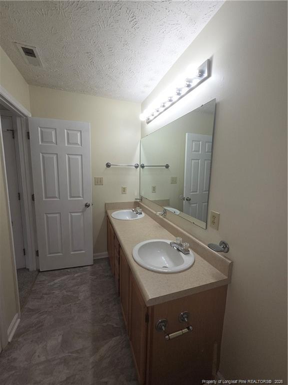Building Photo - 6330 Greycliff Dr