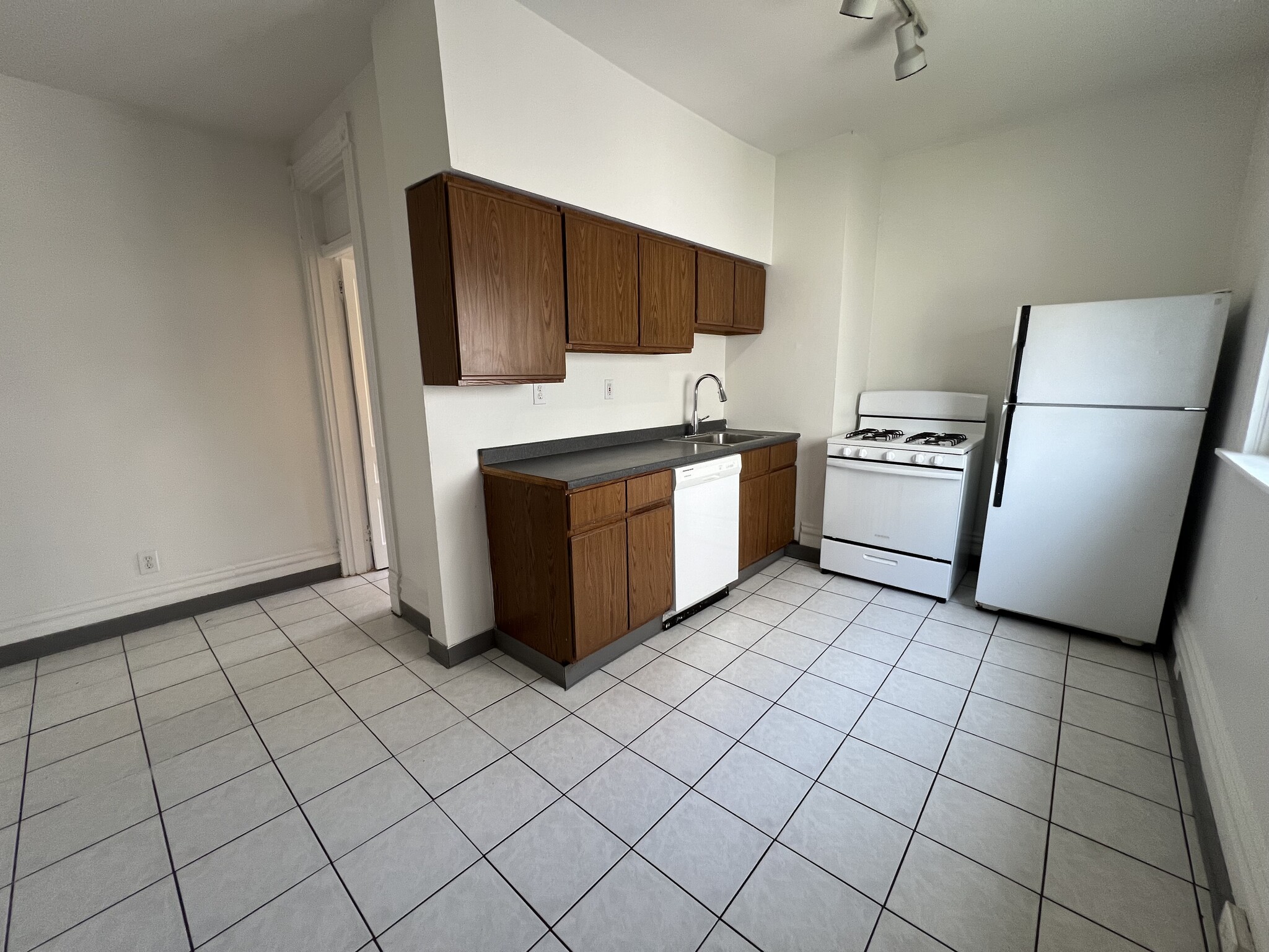 4707 Maripoe St. #2 - 4707 Maripoe St