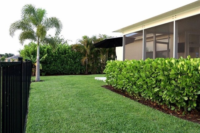 Building Photo - 1095 N Verona Trace Dr