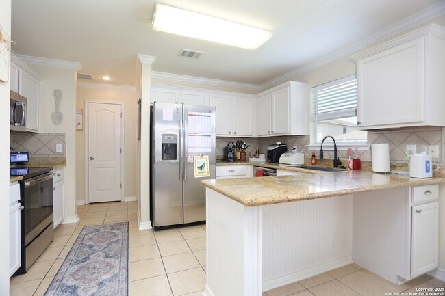 Building Photo - 10322 Filly Valley