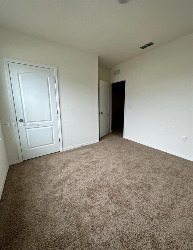 Building Photo - 3902 Resting Robin Ave