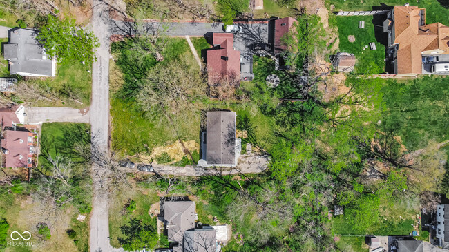 Building Photo - 3925 N Drexel Ave