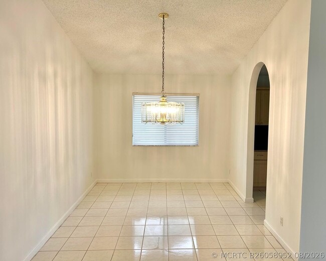 Building Photo - 10215 Camelback Ln