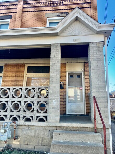 Building Photo - 1124a Dohrman St