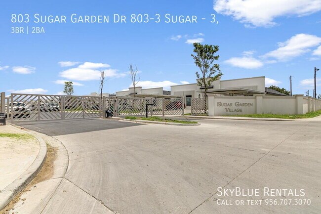 Building Photo - 803 Sugar Gdn Dr