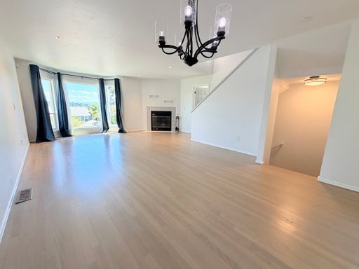 Building Photo - Spacious Magnolia Townhome with a View for $4495 - Available for Move in!