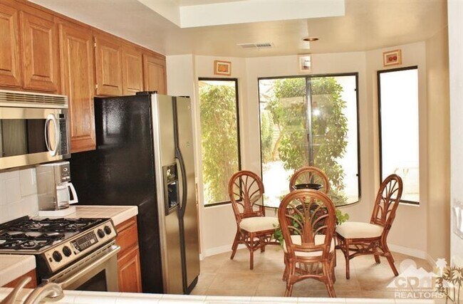 Building Photo - 257 Calle Del Verano